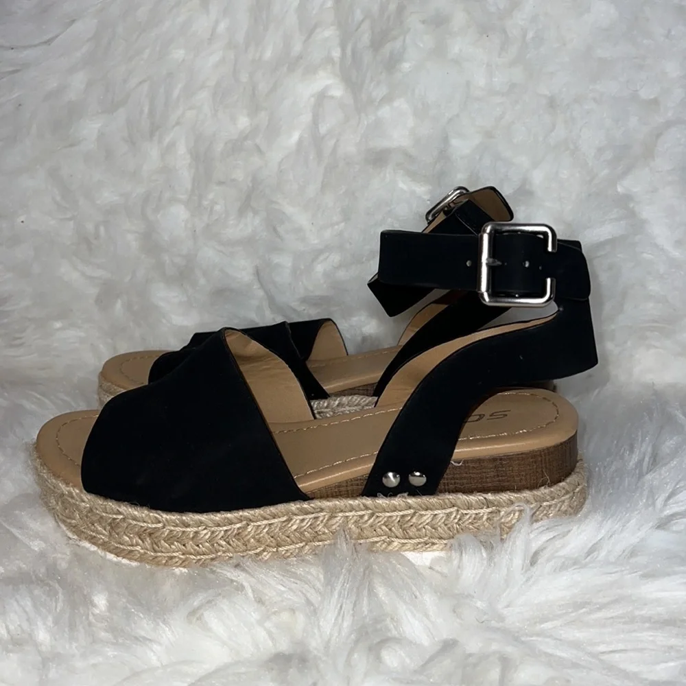 Black Espadrilles - Picture 2 of 4